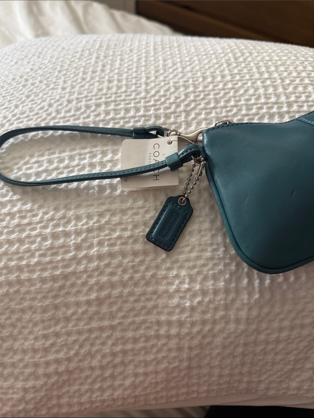 COACH Teal Leather Wristlet - Picture 4 of 7
